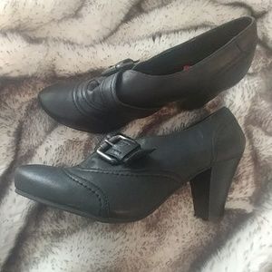 Madison black shoeties